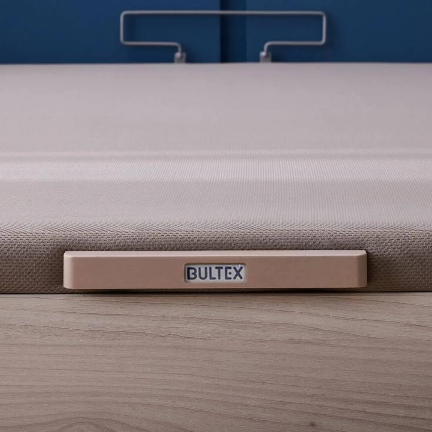 BULTEX Sommier coffre Space Up