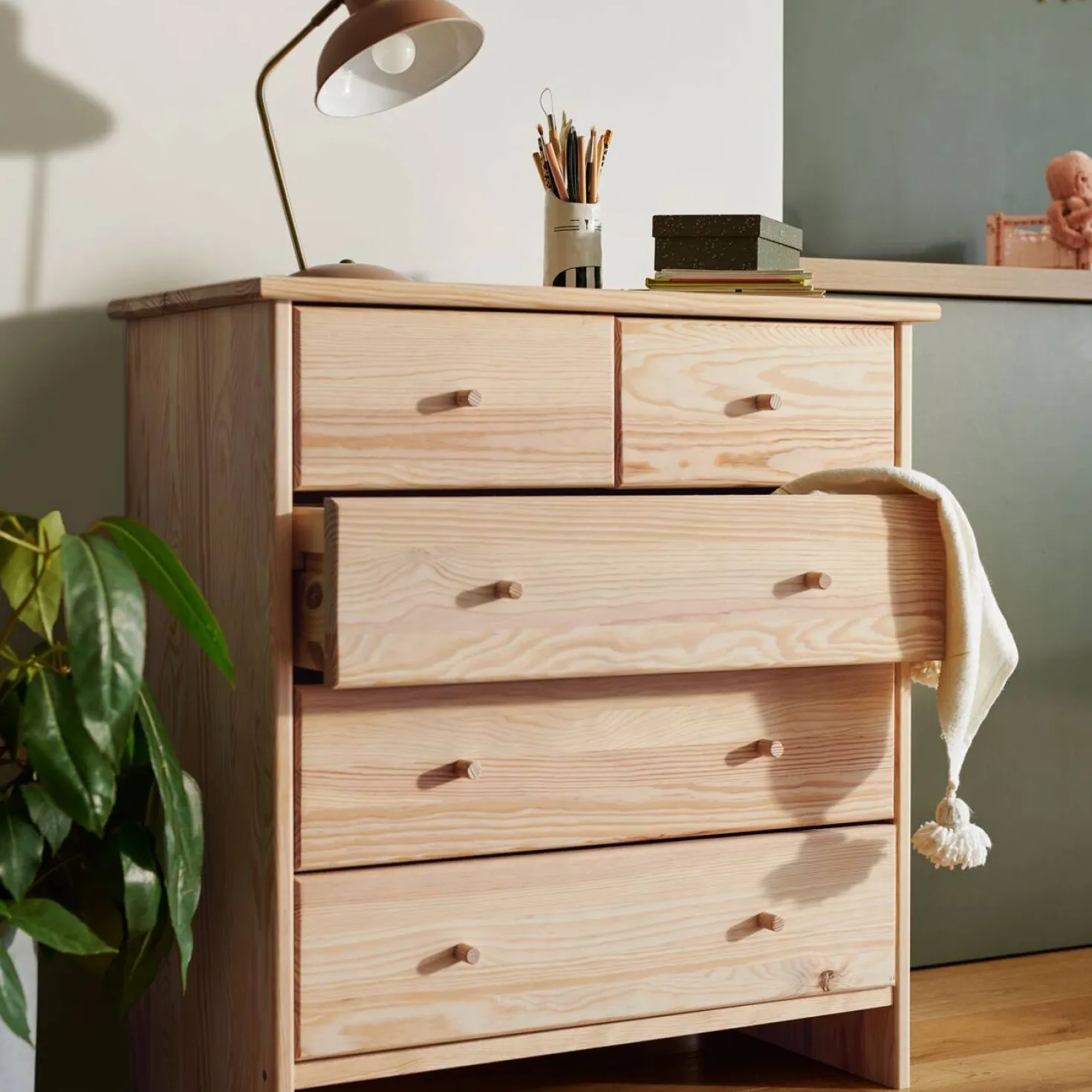 Commode bois massif 5 tiroirs Iris