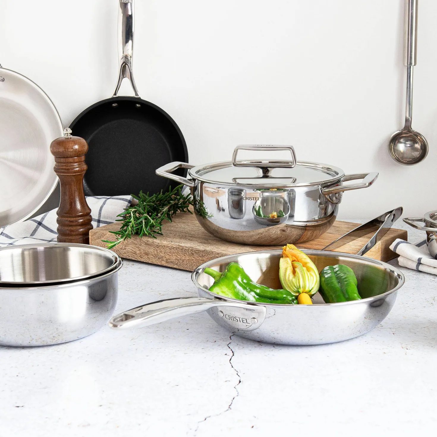 CRISTEL Faitout 2 anses avec couvercle inox Castel Pro