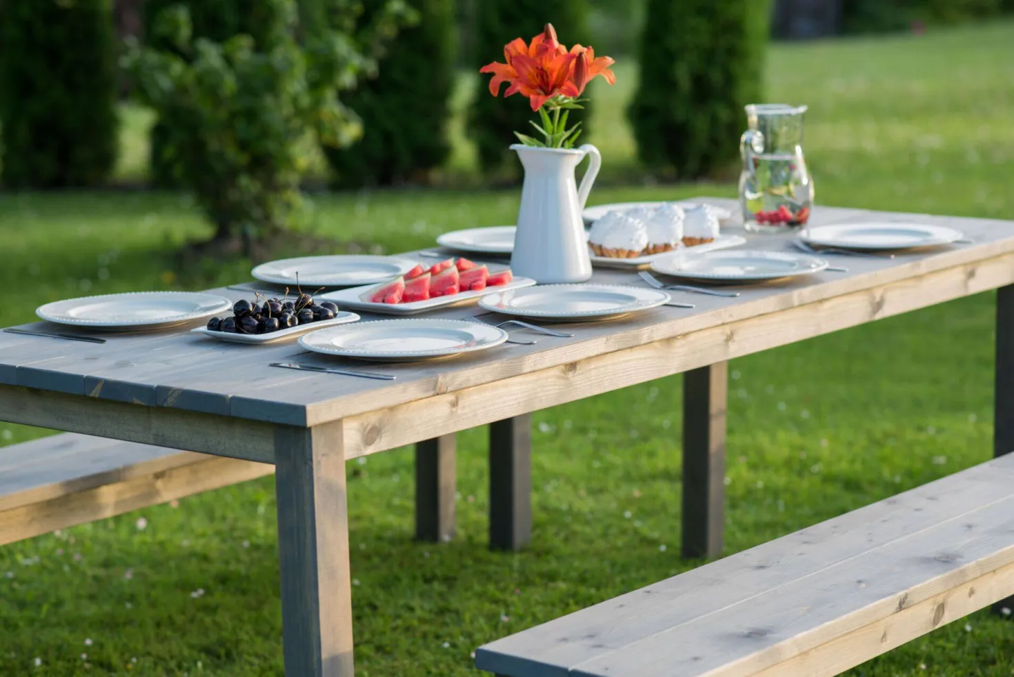 EKJU Table 178 x 78 cm avec Deux Bancs en Bois Eléonore