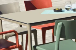EZPELETA Table de repas MEET