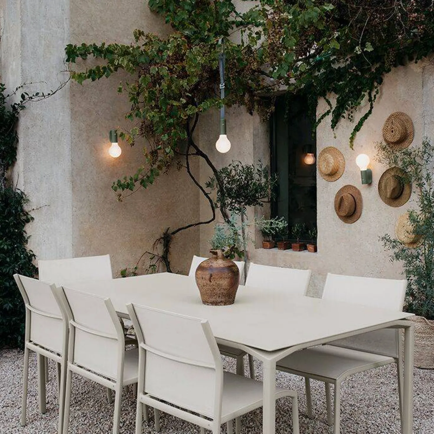 FERMOB Table Rectangulaire 195 x 95 cm Calvi en Aluminium