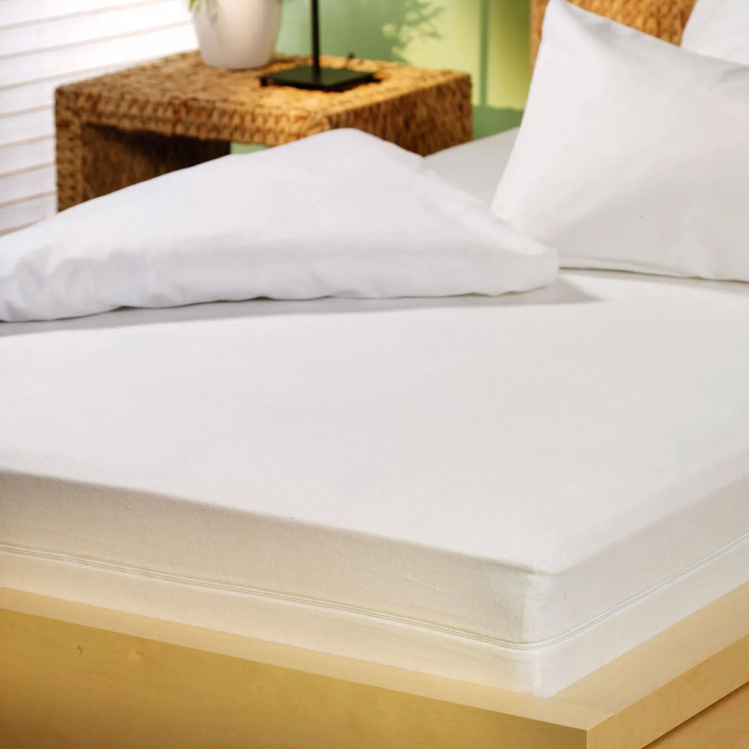 Housse anti punaises de lit anti acariens