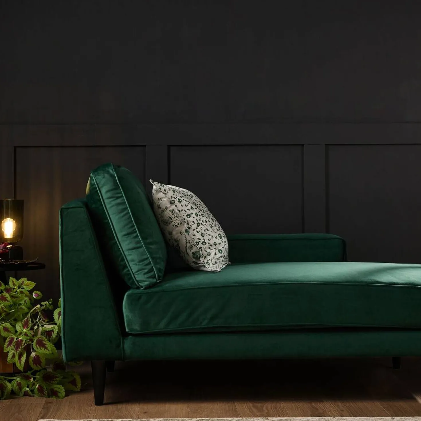 Lampe à poser en verre vert fumé Céleste