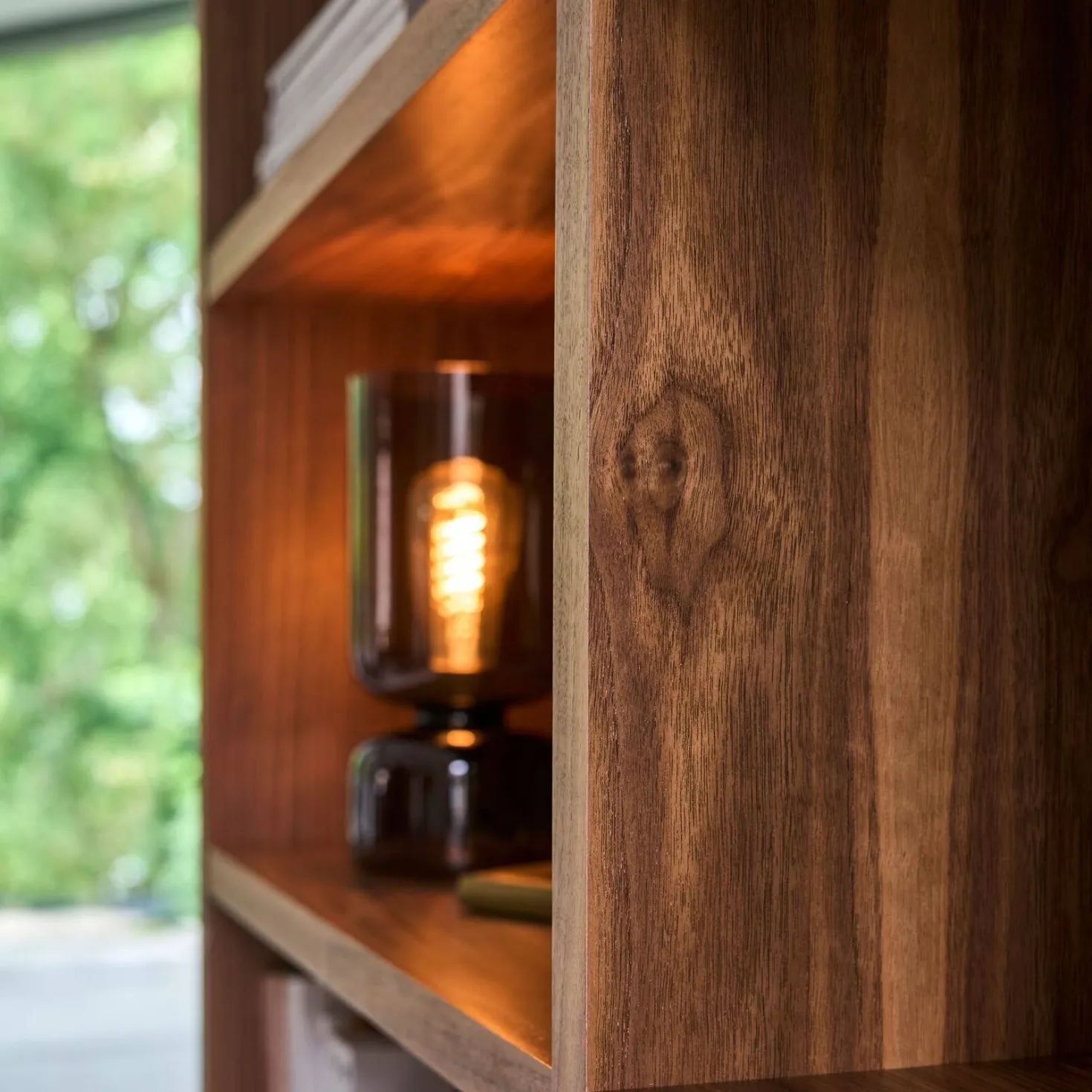 Lampe à poser en verre vert fumé Céleste
