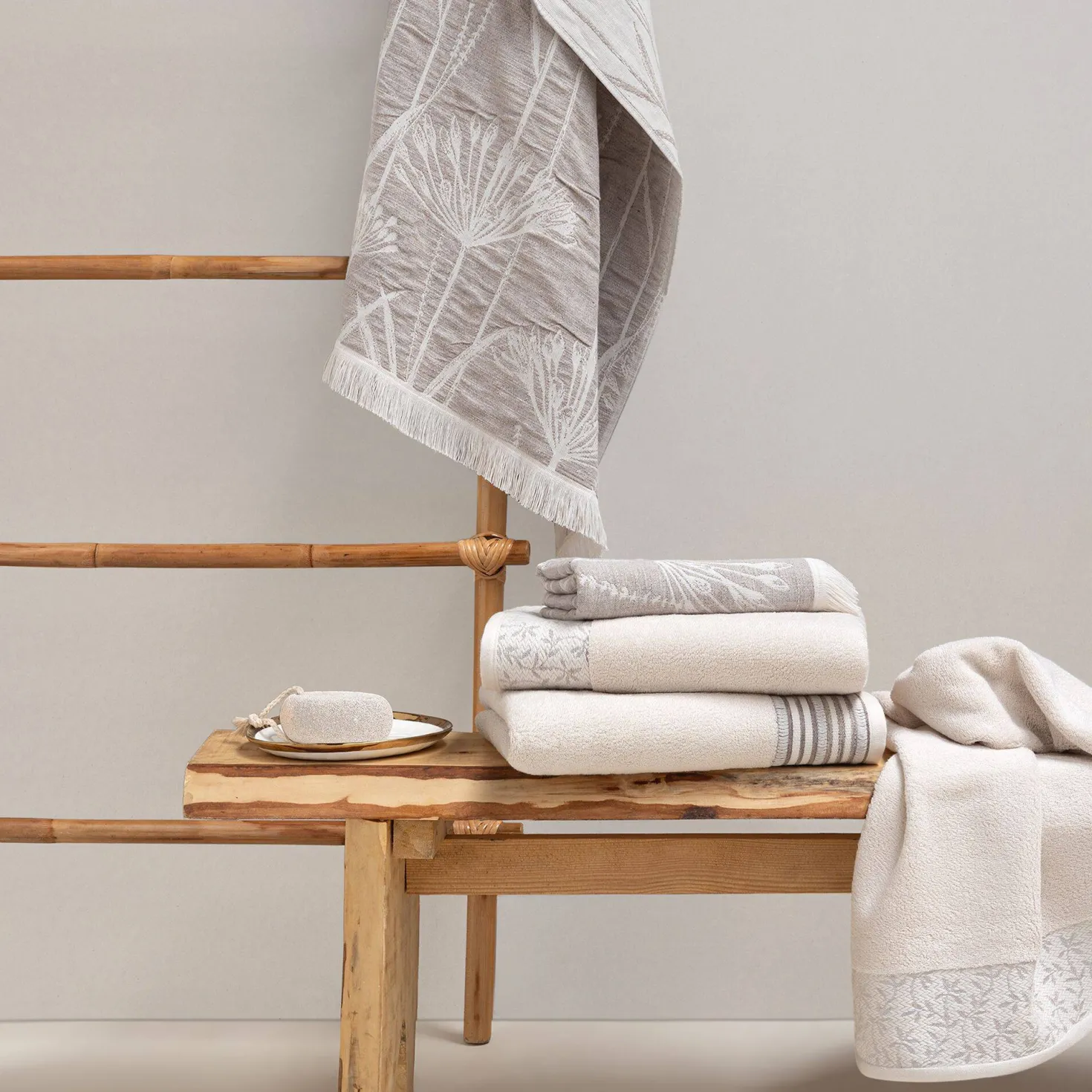 LASA HOME Serviette de bain coton Léontina, floral