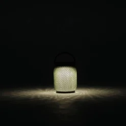 LES JARDINS LOLIE - Lampion lesté à poser H 20 cm solaire & rechargeable 200 LM maille OLIVE