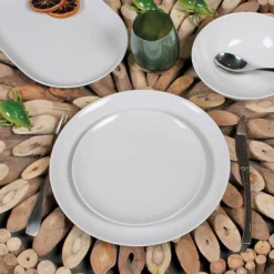 Lot de 6 assiettes plates en porcelaine Boss