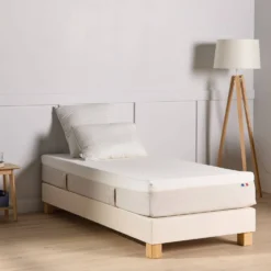 Matelas roulé mousse haute résilience avec mémoire de forme 25 cm Claire