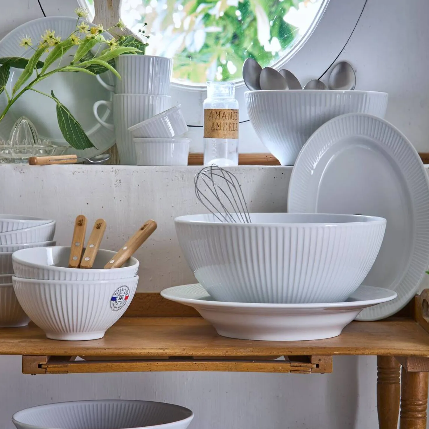 PILLIVUYT Plat ovale en porcelaine Plissé