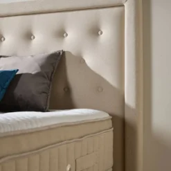 Sommier tapissier et tête de lit Grand Hôtel