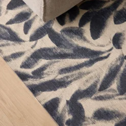 Tapis laine motif végétal Plantain