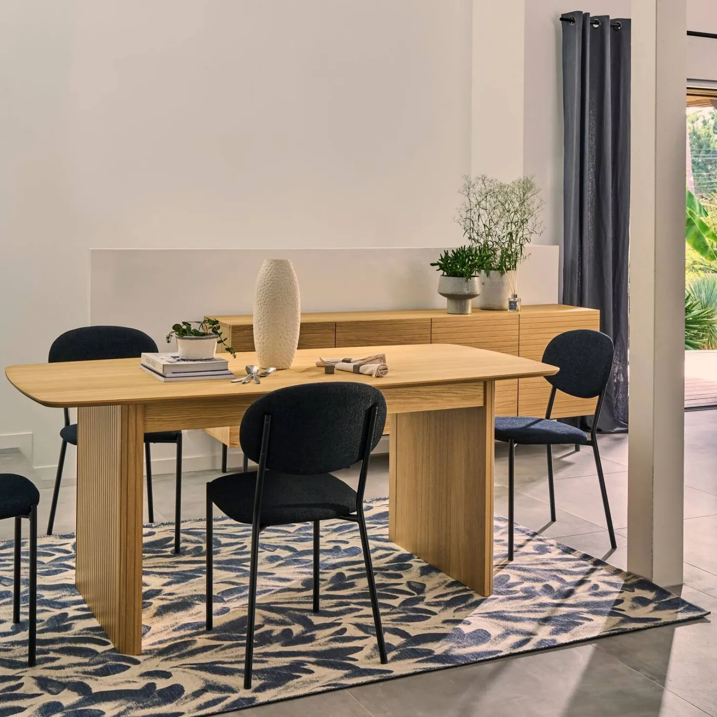 Tapis laine motif végétal Plantain