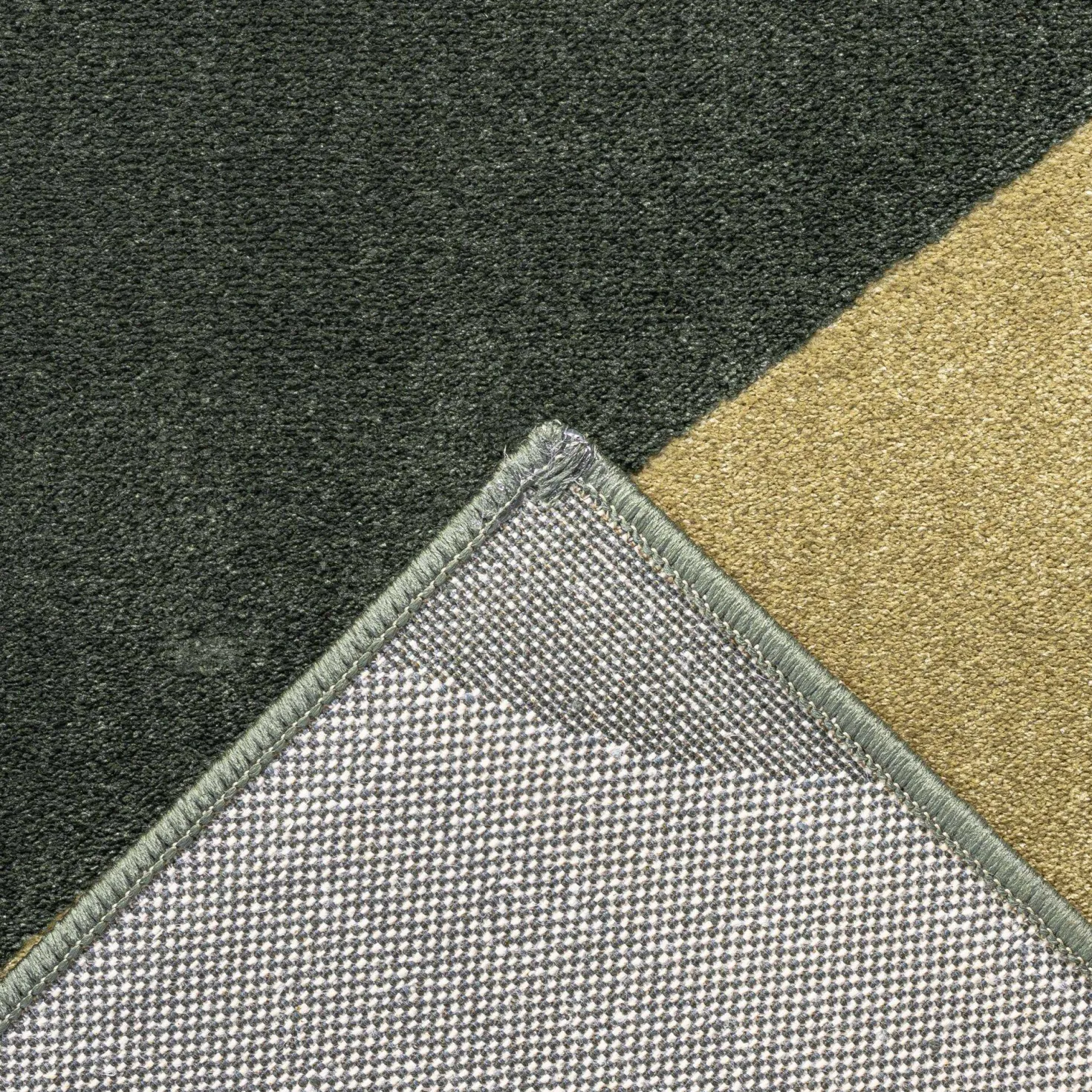 Tapis motif géométrique Rodrigue