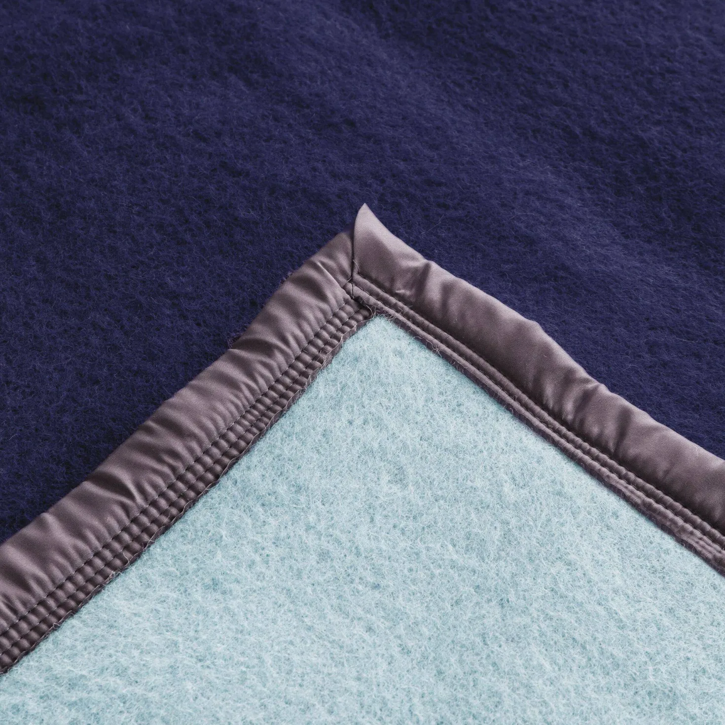 TOISON D'OR Couverture 100% laine Woolmark 500g Volta