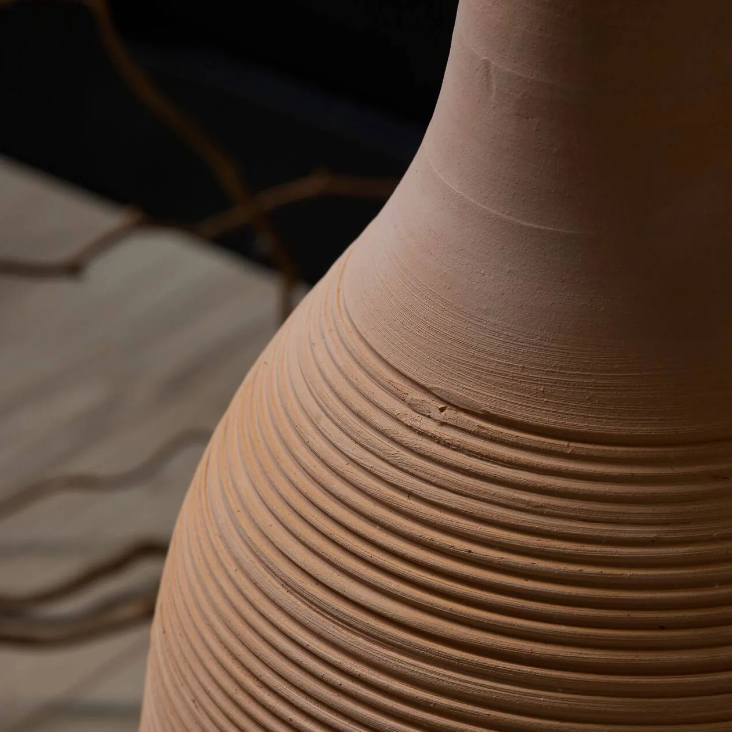Vase à poser au sol en céramique terracota H66cm Milano